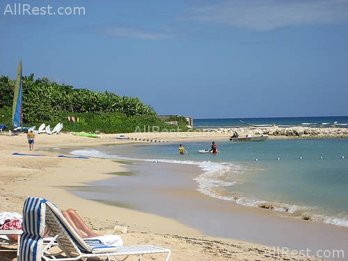 Half Moon Resort 44
